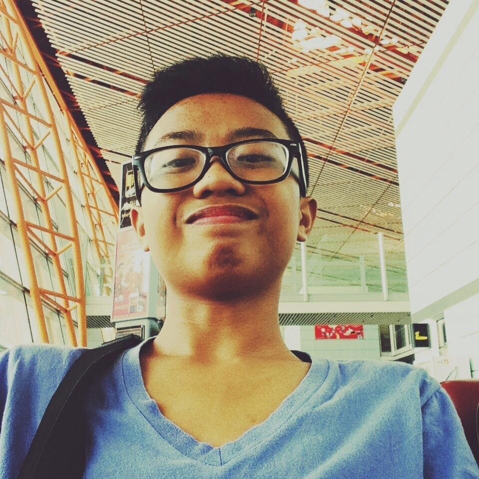 Yᵒᵘ Oᶰˡʸ Lᶤᵛᵉ Oᶰᶜᵉ  ツ
              13teen ◆ Basketball◆ JRU ◆ Rizalian SrhS.