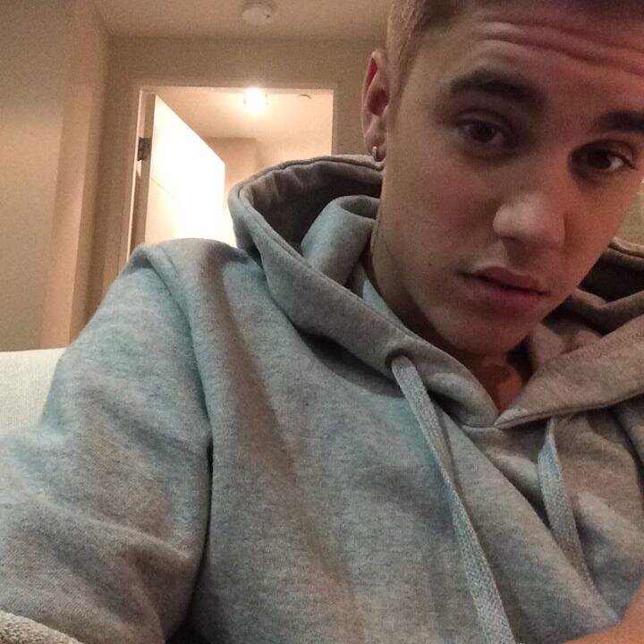 holaa meu nome è Leticia  ,Justin bieber 3