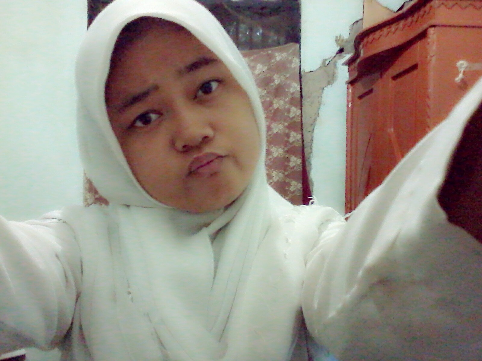 ADA | pin.  54BD3A66 | instagram : fitriagustiani14 | path : fitri agustiani | ok thanks :D