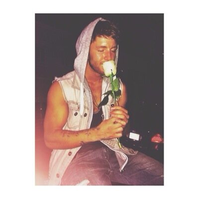 that's why drew's muscles are so big, they're full of lyrics.