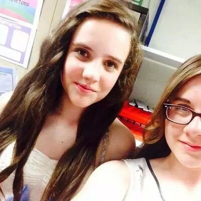 charlot20176094's profile picture. I will follow back!