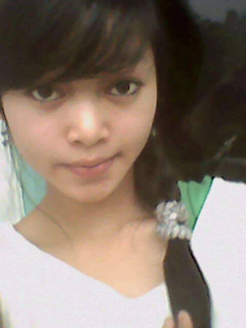 iman itu penting , tanpa iman manusia tidak sempurna | familly is everything | @NurNya_Vitri 's sister