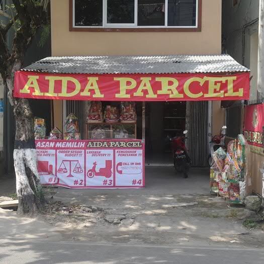 Menawarkan Berbagai Macam Paket Parcel sesuai dengan kebutuhan dan budget anda (Jalan A.Yani Depan BNI Gunung Sari Balikpapan) HP : 085247080542