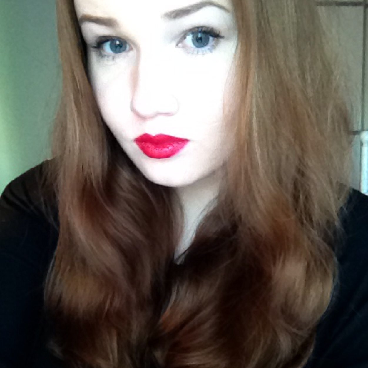 Girl. 19. http://t.co/6qmX2qxHJS