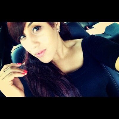 live_thismoment's profile picture. 