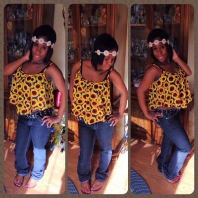 likkle_miss; http://t.co/i0ubSwXa; Instagram: stumpee92: ♥