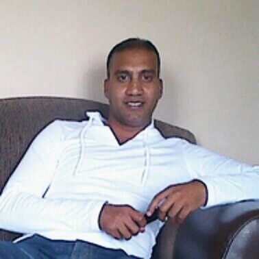Staging celebrities in Port Elizabeth.