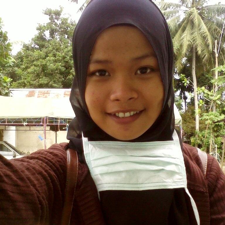 Sedang Menempuh Pendidikan Diploma III Analis Kesehatan/Poltekkes KemenKes Kal-tim I sayang I ayah I ibu I dan I keluarga I (memilih yang satu)