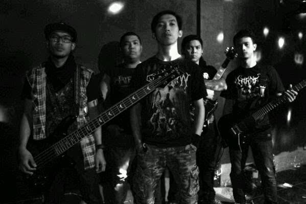 The Official Twitter page for Indonesian DeathMetal Band ALDHARR.For booking us :083871784561. @FurkanForcecore @ArisCorpse @SuryaLampura @Brawijaya_Death @RIWN