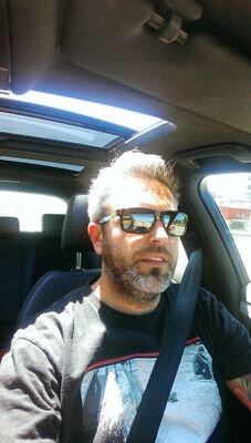 HLoreiro's profile picture. .cerveza con amigos.skate.rock'&'http://t.co/2QbRS5PFNu baloncesto.series cine. tatuajes .buen rollo gente! la vida son 2 dias aprovechala!!