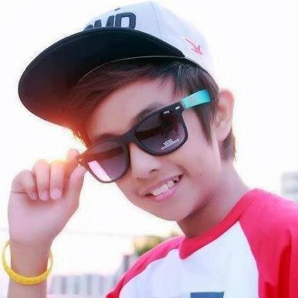 Huwag nyo nalang akong tingnan baka mainlove kase ako sayo❤️