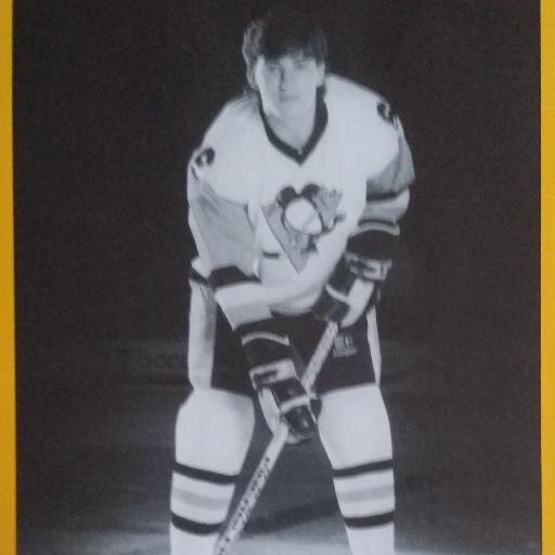 Huge Steelers & Penguins Fan!