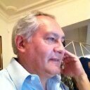 Arquitecto , amante de la critica a la informacion, animalista y fanatico de mi perro