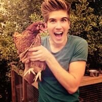 In return could you please follow @tittiesndick my main account. ily ✌