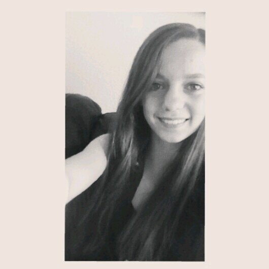 I'm not weird, I'm a limited edition!                        ~~ darling time to make a selfie ~~