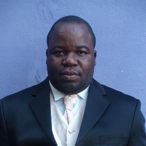 ALBANO PEDRO is an angolan lawyer, professor of international private law and administrative law and advocate especialized in business and enterprise settlement