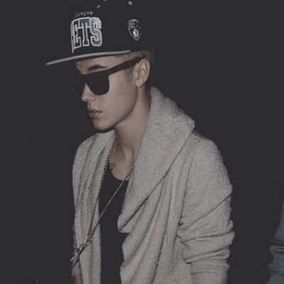 FakeJustinbieber♛