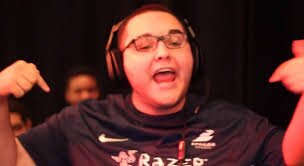 COD Decerto Player / 18ans / PSN: NeXoY_DiwAA / 3LAN // Skype: jessimsniping/ redacteur et manager des @ForLess_Esport
