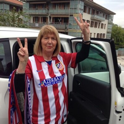 Me gusta el futbol- el Atletico de Madrid- colchonera a tope Soy catolica practicante