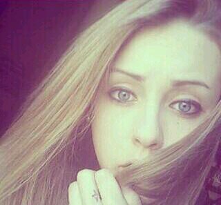 Con ganas de comerme el mundo, no estamos en la edad de quedarnos con las ganas // mis xoxos lo mejor // ***Rihanna***