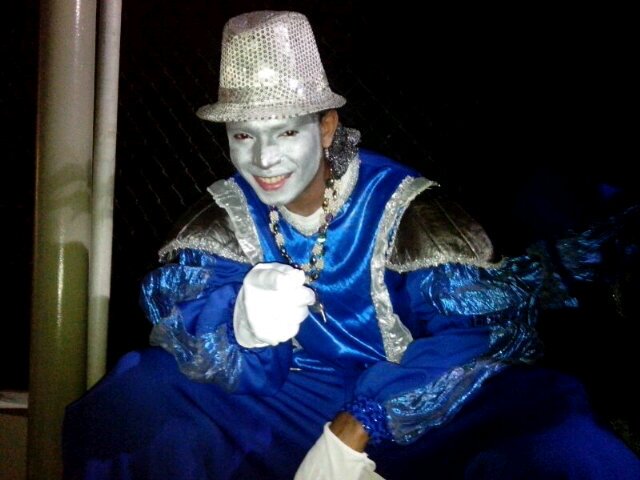 Siempre al Servicio de los Demás.
 Actor Teatral, Profesor de Teatro, Animador de Eventos, Dirigente Comunitario.