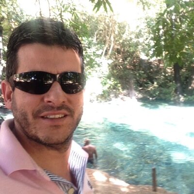 Empresário no ramo de Mineração apaixonado pela minha família. Moro um pouco em Goiânia e Taguatinga Tocantins.