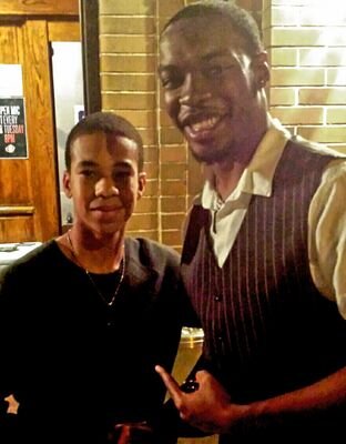 Comedian Mr. Tall Guy, heading in the right direction, hard working artist that loves making people laugh #FollowBack #ItStartsNow