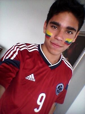 Apoyando a mi selección!!❤