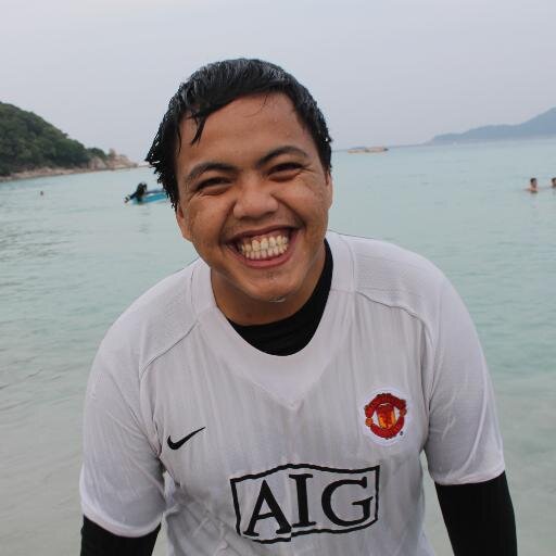 sntiasa snyum wlpun susah @ sng cbran yg dihdpi..:)