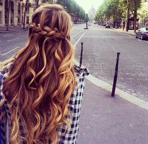 ChicaNormallove's profile picture. El no sabia amar, ella quizas demasiado. La historia de mi vida. Seguime y te sigo.