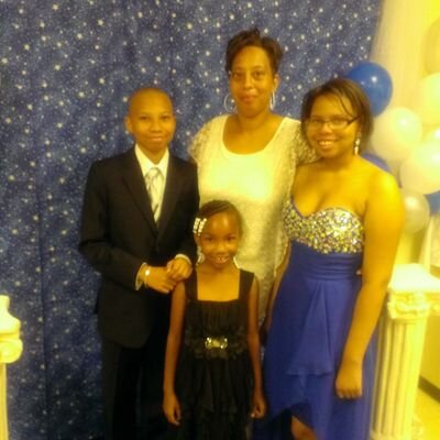 i love God my three beautiful kids and my family