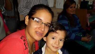 Soy feliz muy feliz... Que mas puedo pedir tengo a mis  dos  tesoros  mi alegria!!