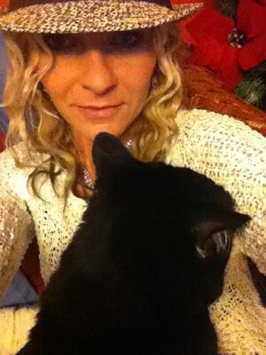 Mom, wife, COD/Halo junkie, poet, future aspiring writer, evil witch, tree-hugging, Apple fan, crazy animal loving chic. ;)