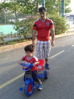 aolaris1's profile picture. 