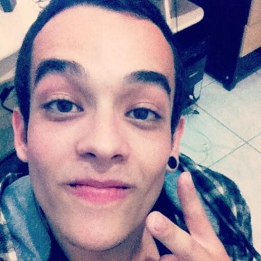 A filosofia de vida é Jah quem me ensina: amor, liberdade, moral e disciplina.