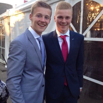 ovo1208's profile picture. I'm no superman