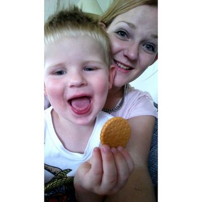 xjosineg's profile picture. 