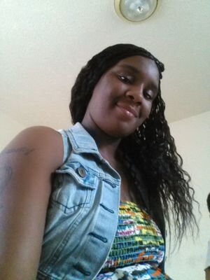 Im Real and Have 2 beautiful Children And i stay in my own lane