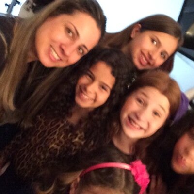 amandaamaagabi's profile picture. Nunca desista dos seus sonhos porque quando vc menos espera ele pode se realizar,lute para conquista-los