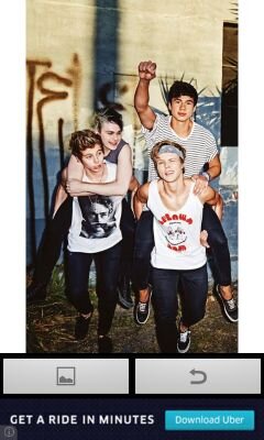 hey if u guys can follow me it would be great I luv 5 seconds of summer and im 12 coming 13 :( but please follow me it would be nice