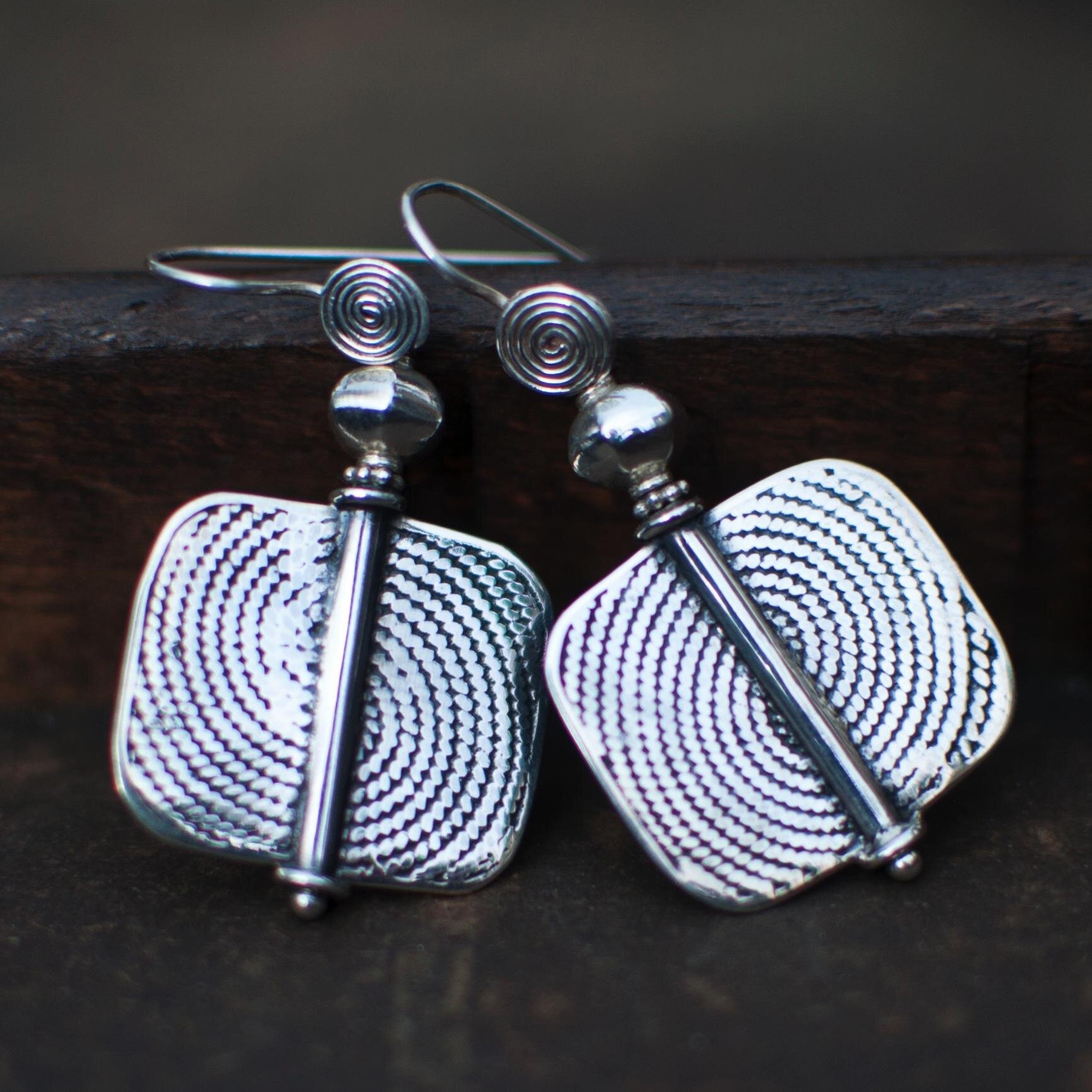Unique silver, gold vermeil and gemstone jewellery inspired by antique and tribal designs from around the globe.