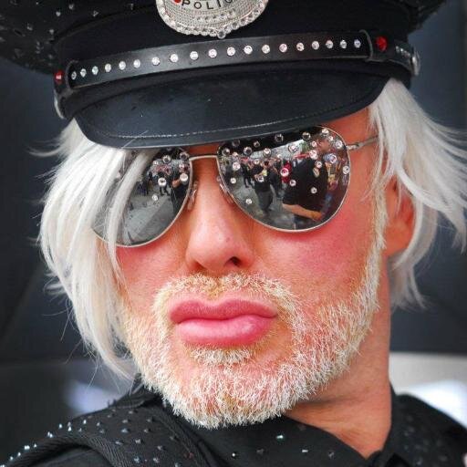 Arclighttweets's profile picture. Alternative, Wacky,Weird,Mad and Passionate in the nicest possible manner. I photograph and draw everything & anything. Lover of Lasagne and Life.