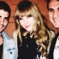 I want you to hit the pedal,heavy metal,show me you care.