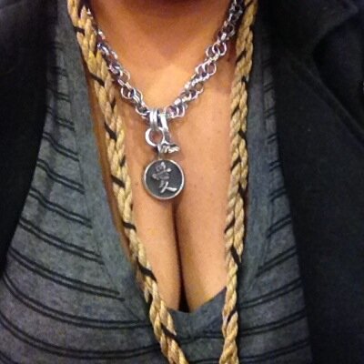 black kinky poly queer blogger, podcaster, overall nerd; proud feminist slut; follows politics; seeking medical CAREER & multiple orgasms 