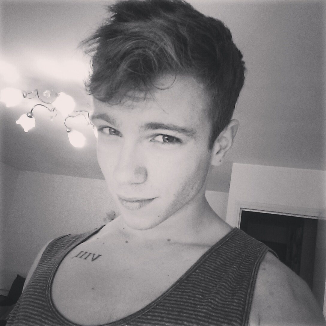 Drummer/18yo Instagram,Snapchat : lwasth