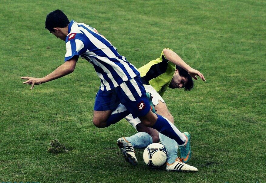 TAFAD y estudiante de INEF. Ex jugador CDC Areas, Villalonga FC y CD Ourense