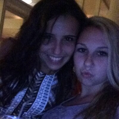 makenzie_xo12's profile picture. Never give up on the things that make you smile.