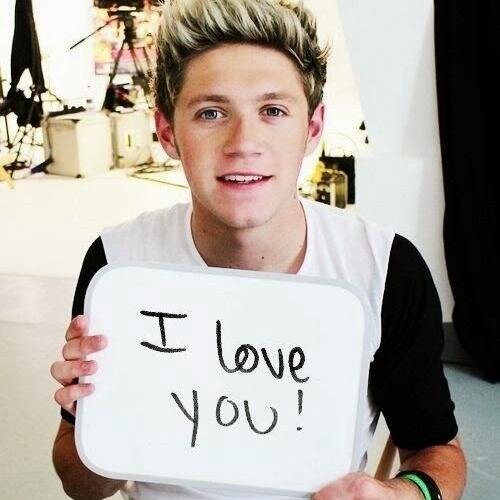 Hiii Please follow me 3