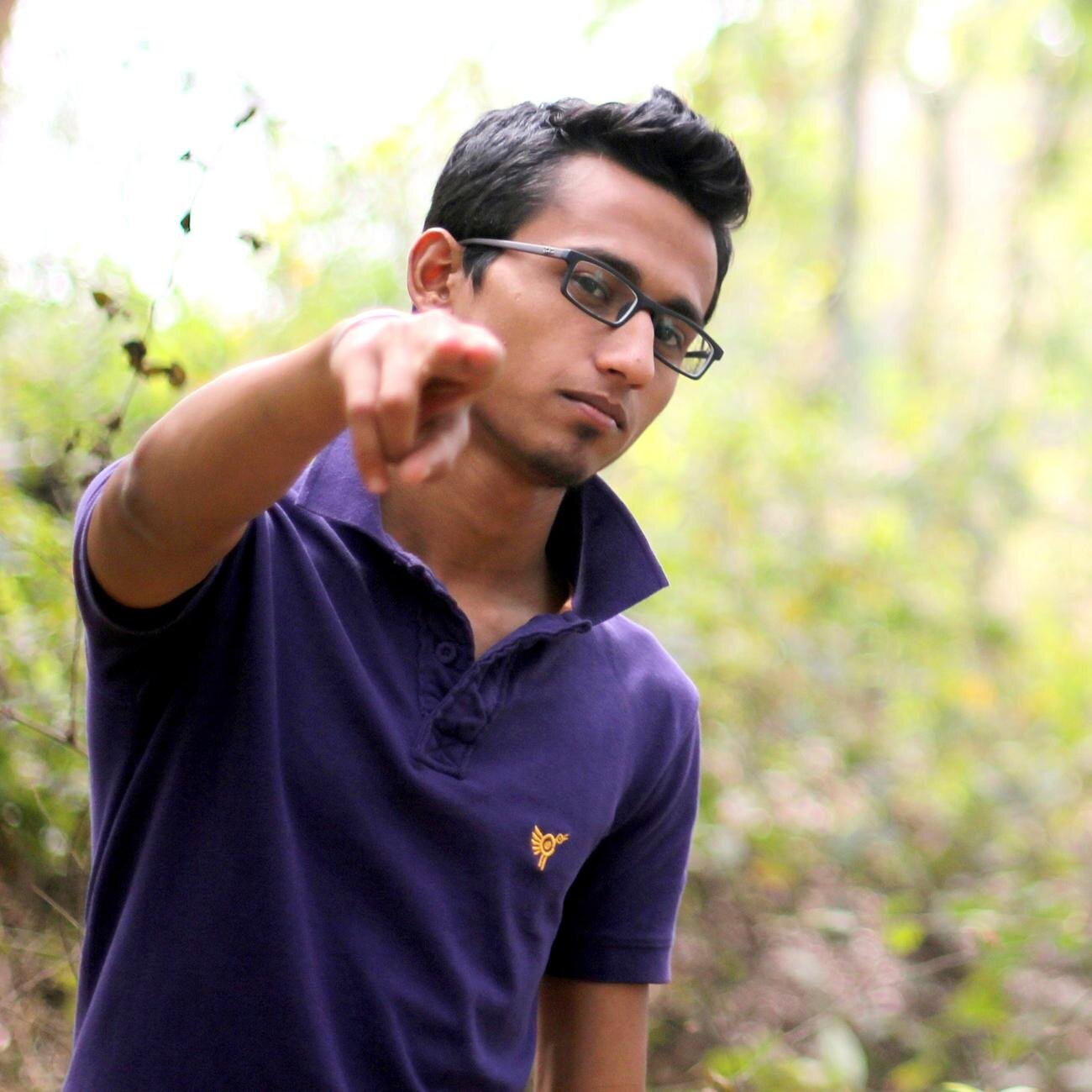 A boy with no talent/ strategy/ skills but dreams to fly one day! #HanifIslam #AimlessADAM :)