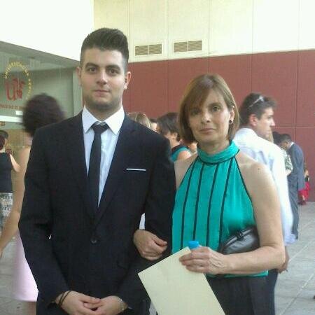 EmlioVazquez's profile picture. Loving my mum since 1992